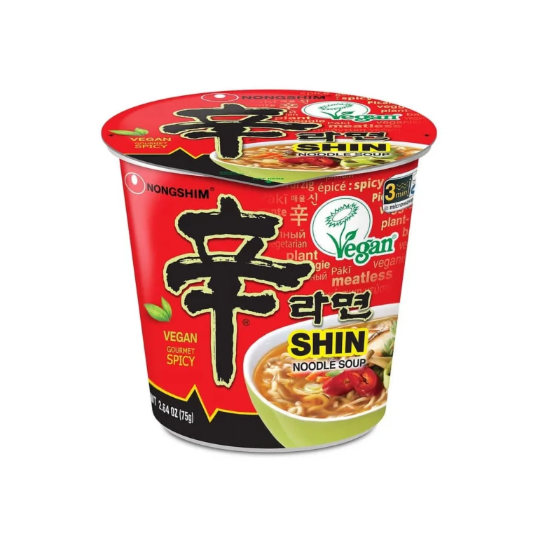 Aštrūs Daržovių makaronai Shin Ramen indelyje 68g (Nongshim)