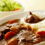 Golden Curry Ypač aštraus Japoniško kario mišinio kubeliai 220g - SB