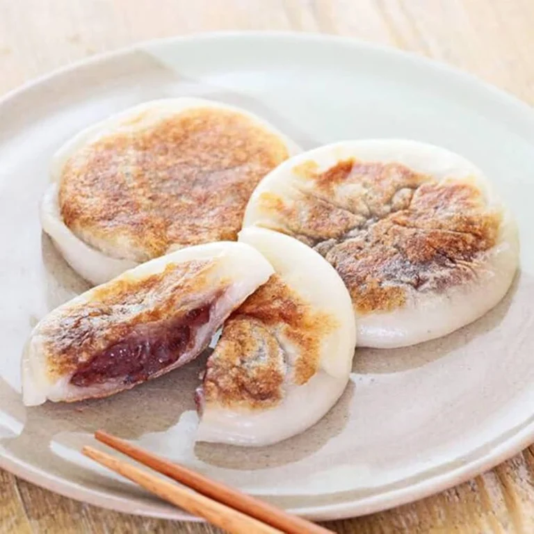 Japoniškas Mochi desertas su Raudonųjų pupelių įdaru 90g - Usagimochi - Image 4