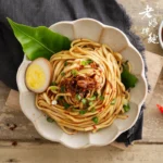 Rūgščiai aštrūs makaronai 536g (134g*4vnt)  (Mom's Dry Noodle)